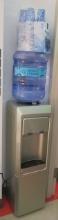 Energy Star bottle water cooler does hot and cold with bottle
