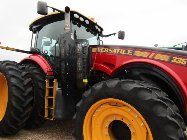 4559 335 VERSATILE C/A MFD 480/80R50 FRONT & REAR DUALS