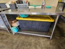 5' S/S Table with Undershelf (no contents)