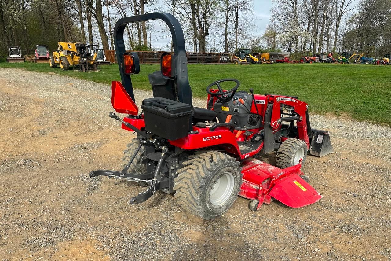 2018 Massey Ferguson GC1705 Compact Tractor with Loader