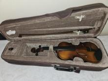 VIOLIN IN HARD SHELL CASE & BOW