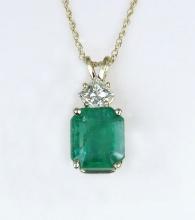 Alluring Emerald and Diamond Pendant