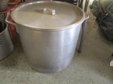 Boil Pot with Strainer Basket