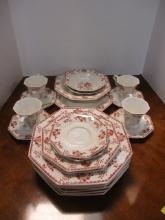 22 Pieces of Nikko Classic Collection Dinnerware