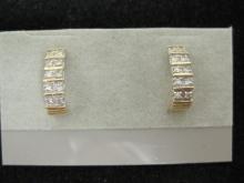 14k Gold Diamond Earrings- Approx. 1/4 carat