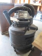 Genie 3HP Wet/Dry Shop Vacuum with Attachment Caddy