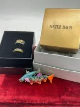 High end Jewelry Designer Heidi Daus rhinestone w/ Swarovski crystal Fish pendant & 4 x rings
