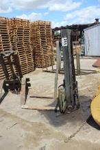 16" Forklift Carriage w/37" Forks, Partial Mast