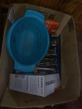 BL-Kitchen Items-Taco Rack, Strainer, Beverage Care Kit