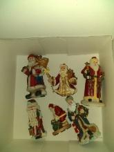 BL- GARAGE -Decorative Santa Figurines