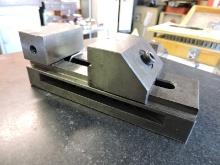 Precision Vise