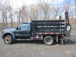 2007 Ford F-450 XL S/A Flatbed Truck