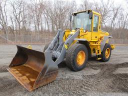 2004 Volvo L60E Rubber Tire Wheel Loader