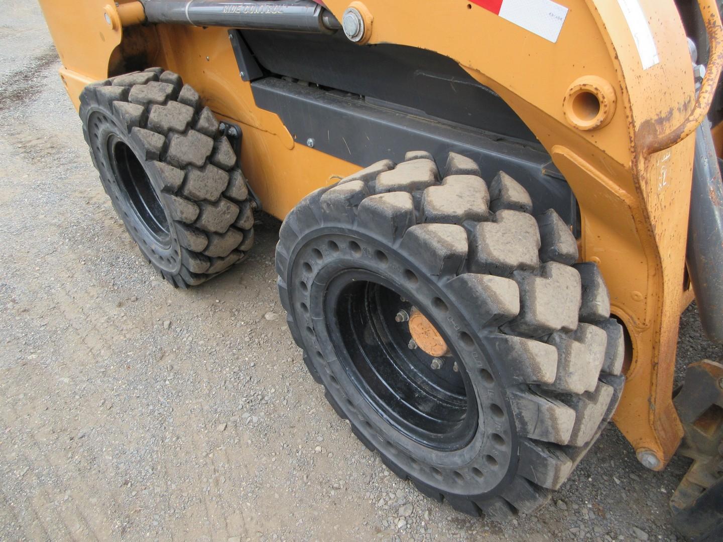 2014 Case SR250 Skid Steer