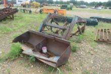 FORD LOADER W/ BUCKET