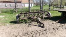 8' IHC FIELD CULTIVATOR,  mechanical lift