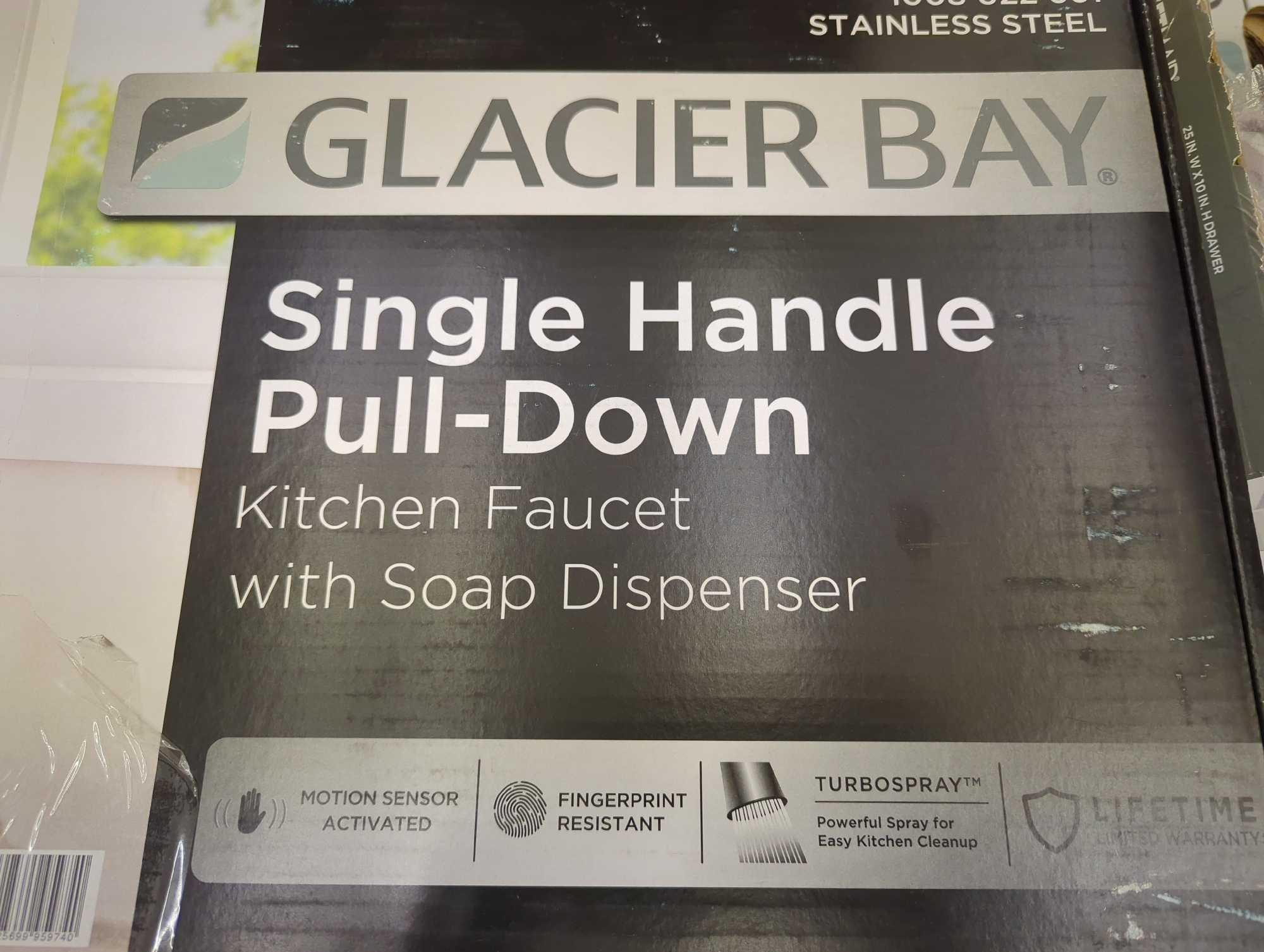 Glacier Bay Hemming Single-Handle Touchless Pull Down Sprayer Kitchen Faucet with Soap Dispenser in