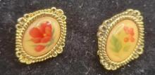 Vintage Flower Pins $5 STS