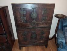 (UPOFC) ANTIQUE LATE 19TH CENTURY STACKING KOREAN NONG STORAGE CHEST. TWO PIECES. INTERIOR IS LINED