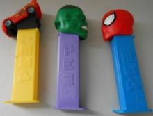 A LOT OF 3 PEZ
