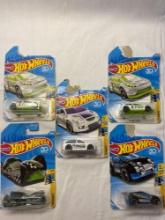 5-quintuplet set of assorted Hot Wheels collectible cars