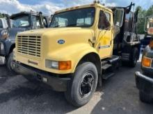 1994 INTERNATIONAL 4900 VN:562104 powered by DT466 diesel engine, equipped with 6+1 transmission,