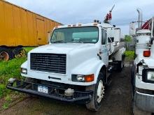 1993 INTERNATIONAL F4900 WATER TRUCK VN:1HTSHPPR0RH477086 powered by diesel engine, equipped with