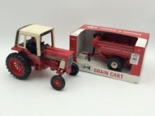 Lot of 2 Ertl 1/16th Scale Toys Including 1086 IH