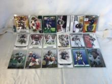 Lot of 18 Pcs Collector Modern NFL Football Sport Trading Assorted Cards & Players -See Pictures