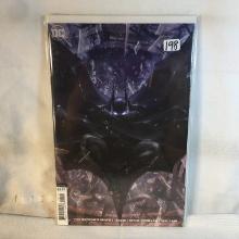 Collector Modern DC Comics VARIANT COVER  The Batman's Grave Comic Book No.1