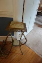 VICTORIAN BRASS AND MARBLE PLANT STAND APPROX 30 INCH TALL X 14 X 14
