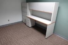 OFFICE DESK W/LATERAL FILE CABINET X1