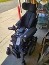 Edge quantum mobility chair