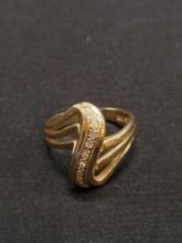 14K Gold/diamond swirl ring, size 7.5, 6g