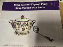 Temp-tations Soup tureen with ladle