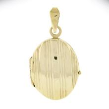 Italian 14k Yellow Gold Polished Grooved Vertical Work Large Oval Locket Pendant