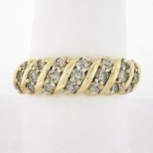 10k Yellow Gold 0.84 ctw Fancy Light Champagne Round Diamond Scalloped Band Ring