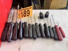 LOT OF (16) ASSORTED SNAP-ON SCREW DRIVERS