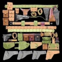LARGE GROUP OF PRIMARILY US MILITARY HOLSTERS,