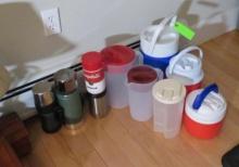 (10) Thermoses and Beverage Dispensers